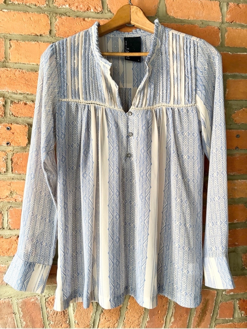 { Anthropologie } dolan T-Shirt Sheer Geometric Boho Blouse Beige Blue, size S